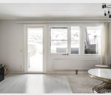 Ugglevägen, Botkyrka - Photo 2