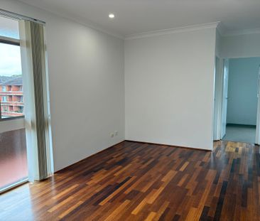 Freshly Painted Two Bedroom Unit - Photo 5