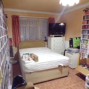 Room in a Shared House, Harrington Place, BN1 - Photo 3