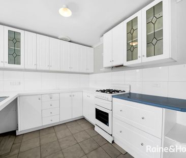 Spacious Family Living in a Prime Kurunjang Location - Photo 3