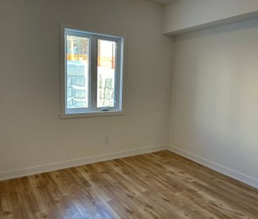 For Lease - 229 Water Street Unit# 212, Cornwall, Ontario - Photo 5