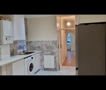 2 Bed Maisonette, Rosslyn Crescent, HA1 - Photo 3