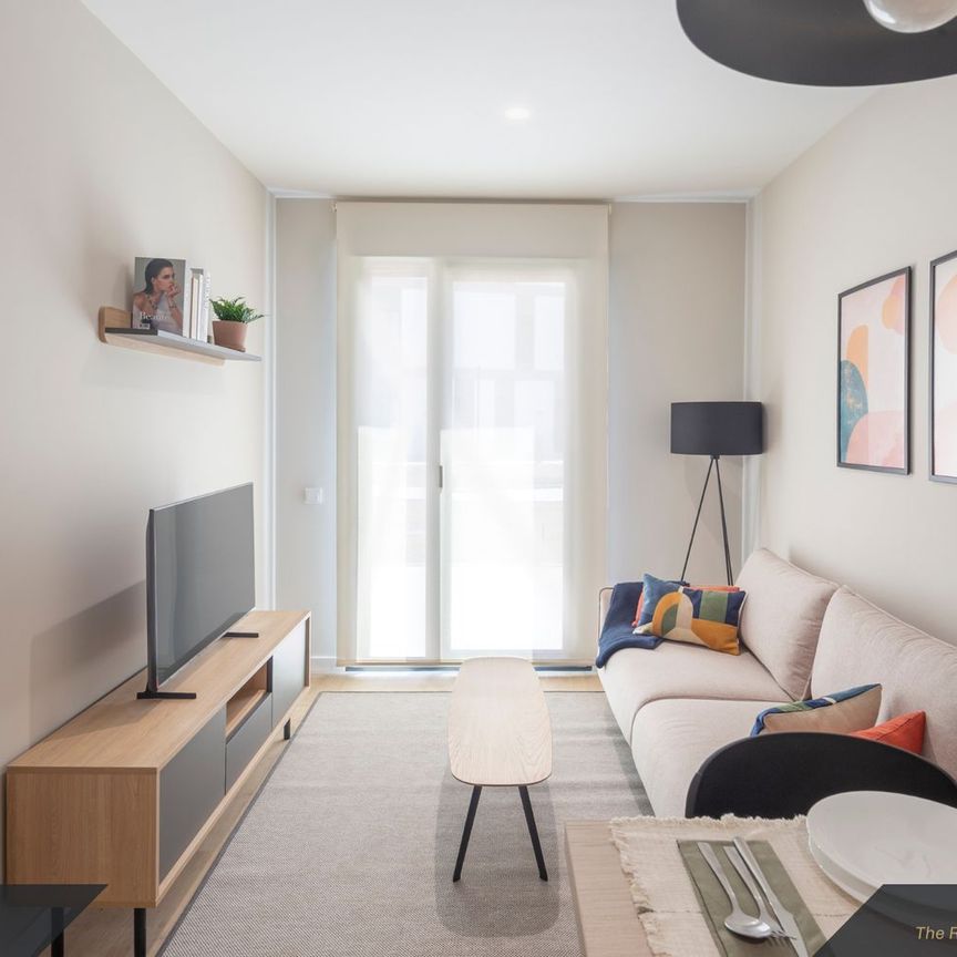 Alquiler de piso en Calle Severo Ochoa - Photo 1