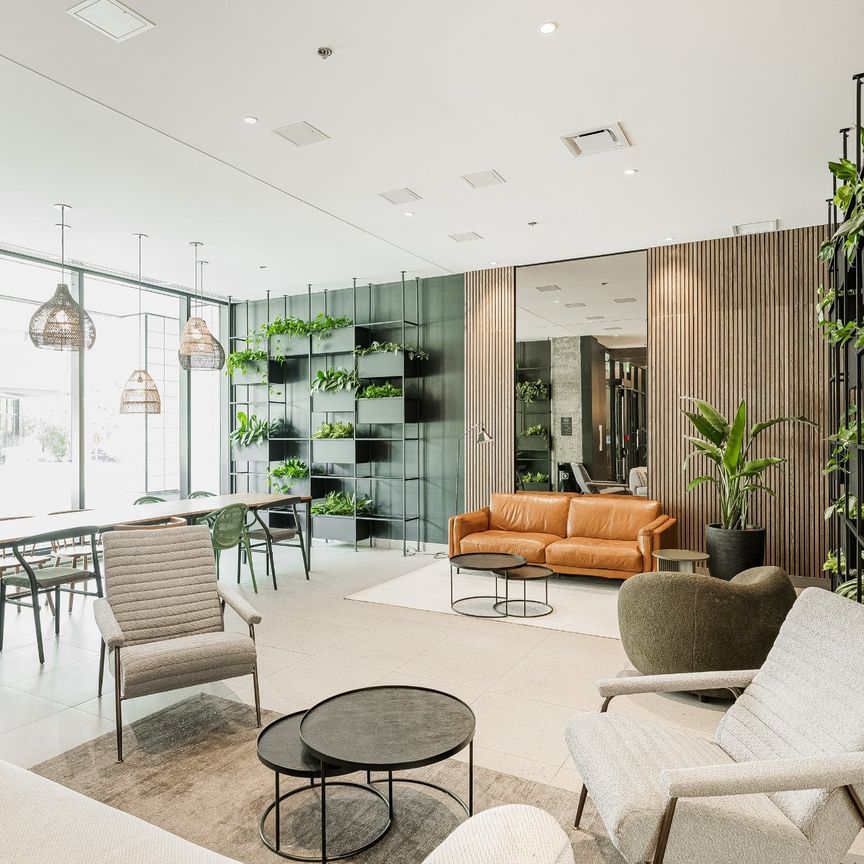 2180 Rue Ste-Catherine E., #349 - Photo 1