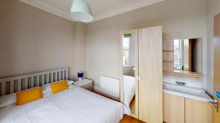 8 bedroom flat to rent - Photo 4