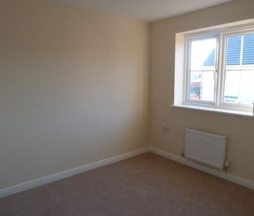 3 Bed House - Photo 4