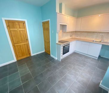 A 2 Bedroom Terraced - Photo 1