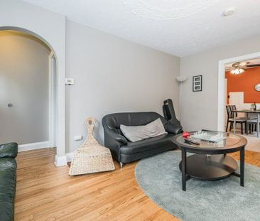 For Lease - 52 Avondale Avenue, Waterloo, Ontario - Photo 1