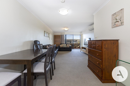 719/74-76 Northbourne Avenue,BRADDON - Photo 2