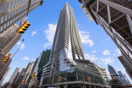 For Lease - 1 Bloor Street Unit# 4405, Toronto, Ontario - Photo 3