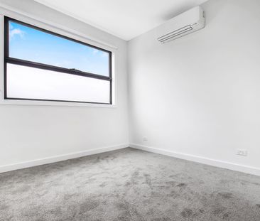 2/66 Ward Street, Glenroy VIC 3046 - Townhouse For Rent | Domain - Photo 5