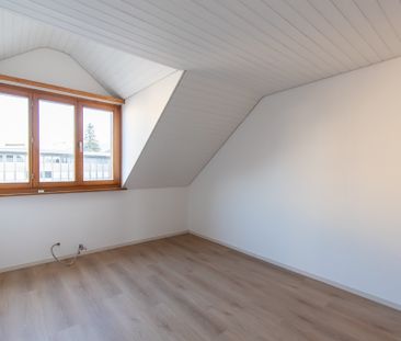 Sonnige 3.5 Zimmer-Wohnung mit Seesicht - Photo 2