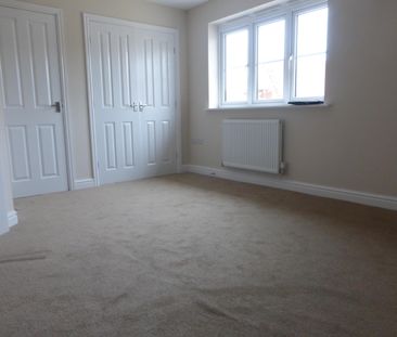 Shipton Grove, Peterborough - Photo 2