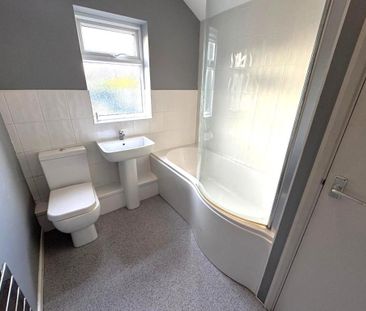 2 bedroom end of terrace house to rent - Photo 6