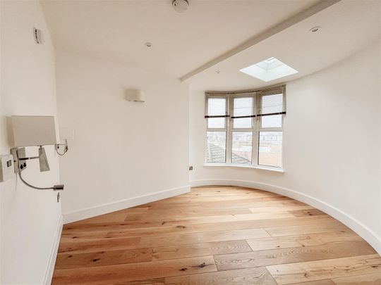 Castle Hill Road, Hastings, TN34 3RA - Photo 1