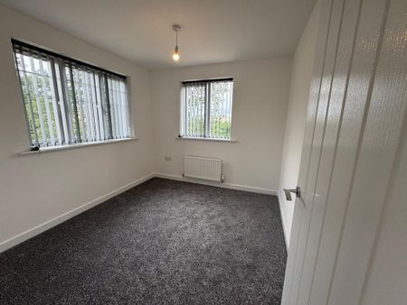 3 bedroom detached house to rent - Photo 2
