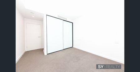 Prime location Two Bedroom Plus Study - Photo 4