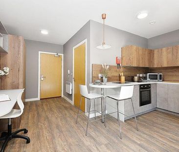 Studio to rent - Photo 1