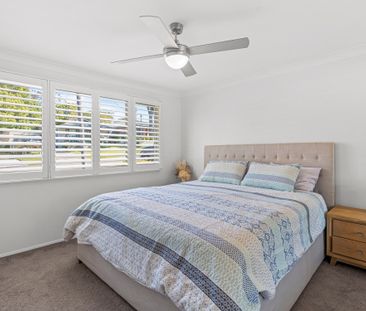 Modern Comfort Meets Coastal Lifestyle - Photo 4