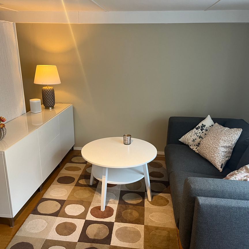 Vallmovägen, Sollentuna - Photo 1