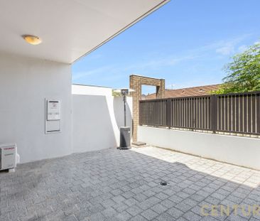 Contemporary Ground Floor Apartment Situated in Brilliant Central L... - Photo 3