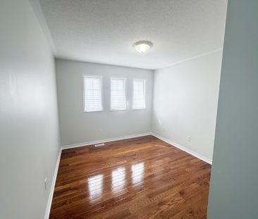 For Lease - 235 Fred Mclaren Boulevard, Markham, Ontario - Photo 6