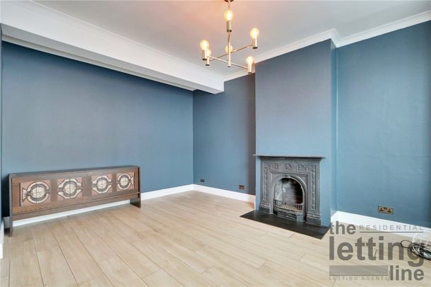 Browning Road, Enfield, Middlesex, EN2 0EW - Photo 1