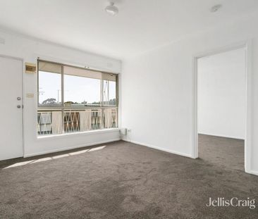City Fringe Location - Photo 1
