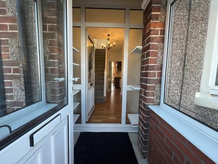 3 bedroom terraced house to rent - Photo 2