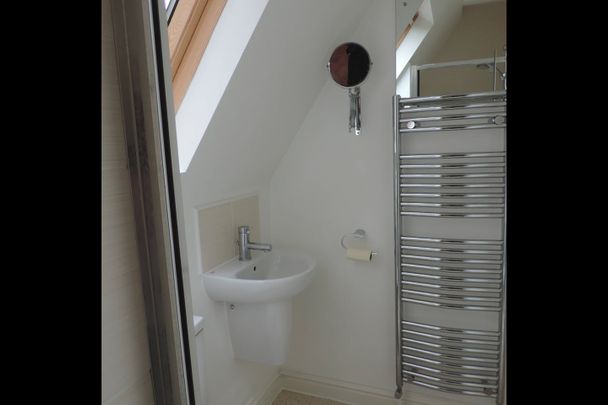 3 Bed Detached House, Woodfield Road, BS6 - Photo 1