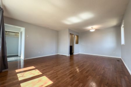 For Lease - 37 Dunhill Crescent Unit# Upper, Guelph, Ontario - Photo 5