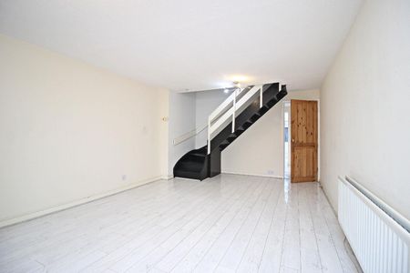 Thorntons Close, Pelton, Chester Le Street - Photo 2