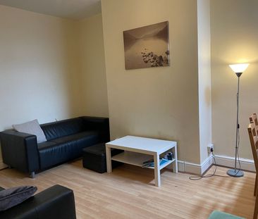 4 Bed Terraced House, Whitby Road, M14 - Photo 3