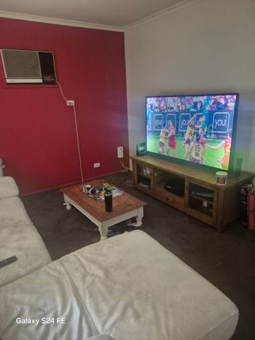 Frankston North - Photo 2