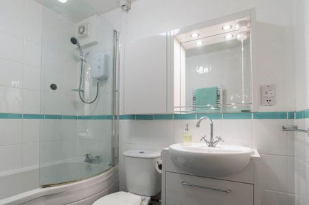2 bedroom apartment to rent - Photo 5