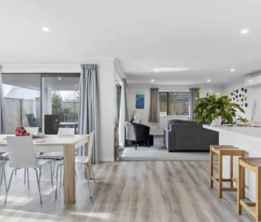 Central Living on Grey Street - Photo 2