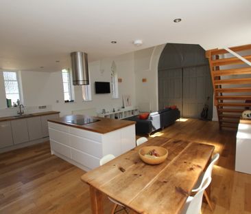 3 Bedroom , Chester - Photo 3