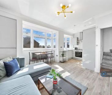 2 bedroom maisonette to rent - Photo 2