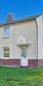 2 bedroom semi-detached house to rent - Photo 3