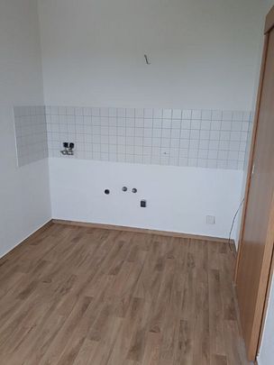 Neuwertige 3 Raumwohnung im 1. OG in Velgast! - Foto 1