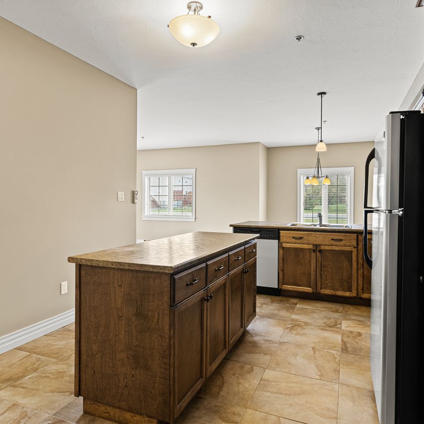542 Ryan St., E1G2W3, Moncton - Photo 1
