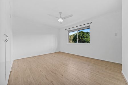 Freshly Renovated Two-Storey Unit in Quiet Complex - Photo 3