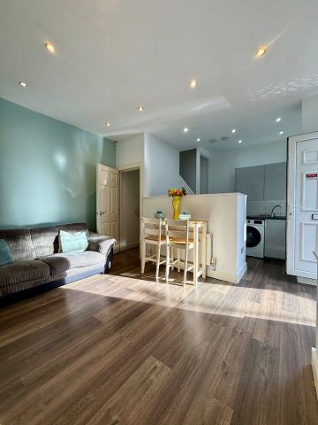 4 Bed End Terrace, Highbury Place, LS6 - Photo 4