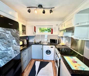 Mawgan Porth, Newquay, TR8 - Photo 3