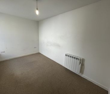 Camborne, Camborne, TR14 - Photo 1