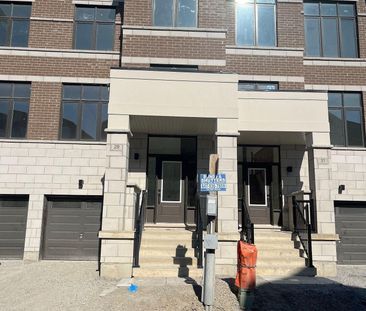 For Lease - 29 Millman Lane, Richmond Hill, Ontario - Photo 2