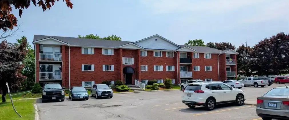 Bright & Spacious 2 Bedroom Apartment with private patio. | 2387 Kawartha Heights Boulevard, Peterborough - Photo 1