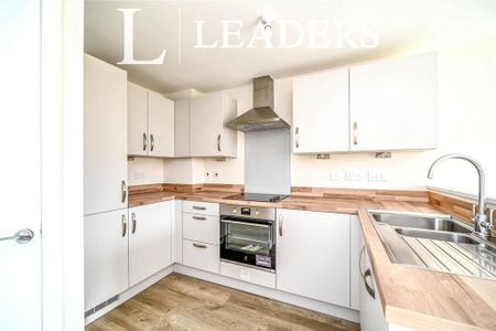 4 bedroom townhouse to rent - Photo 4