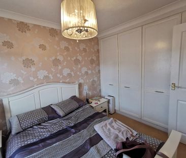 3 bedroom end of terrace house to rent - Photo 6