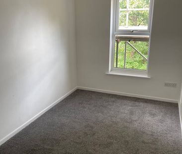 2 Bed Flat, Mariner Avenue, B16 - Photo 4